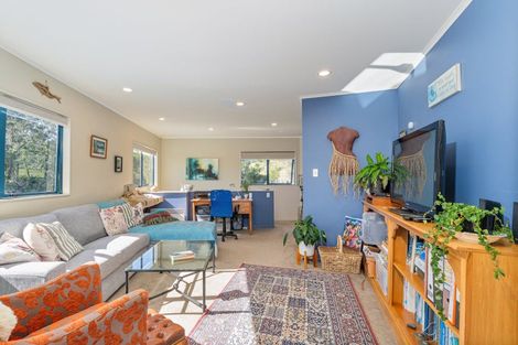 Photo of property in 15 Hilldale Crescent, Kuaotunu West, Whitianga, 3592