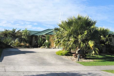 Photo of property in 22 Aldershot Place, Nawton, Hamilton, 3200