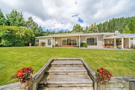 Photo of property in 1423 Akatarawa Road, Akatarawa Valley, Upper Hutt, 5372