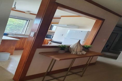 Photo of property in 1/295 East Coast Road, Mairangi Bay, Auckland, 0630