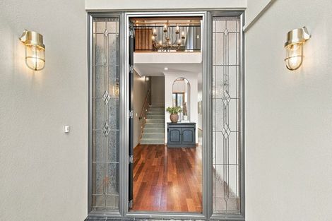 Photo of property in 40 Willowview Drive, Redwood, Christchurch, 8051