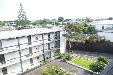 Photo of property in 24/49 Esplanade Road, Mount Eden, Auckland, 1024