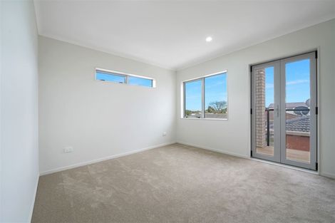 Photo of property in 69e Great South Road, Manurewa, Auckland, 2102