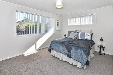 Photo of property in 9 Volante Avenue, Wattle Downs, Auckland, 2103