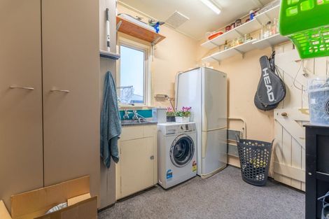 Photo of property in 9 Moorhouse Street, Waimate, 7924