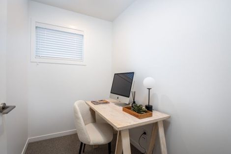 Photo of property in 16b Hine Street, New Plymouth, 4310