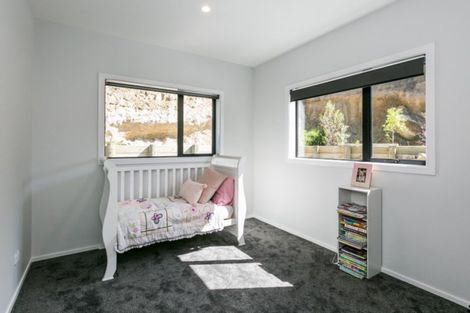 Photo of property in 86 Seafield Road, Eskdale, Napier, 4182