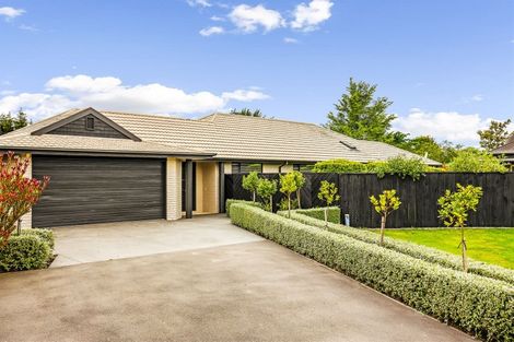 Photo of property in 16 Elmslie Grove, Halswell, Christchurch, 8025