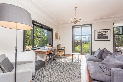 Photo of property in 9 Easdale Street, Kelburn, Wellington, 6012