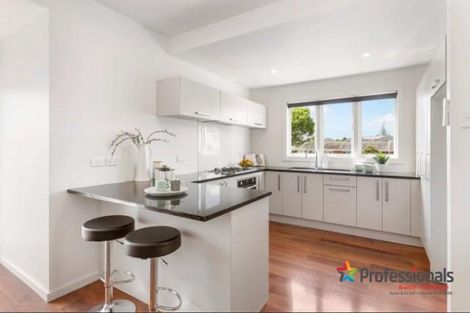 Photo of property in 2/117 Great South Road, Manurewa, Auckland, 2102