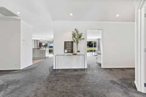 Photo of property in 9 Fitzgerald Road, Drury, 2113