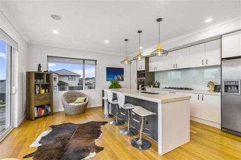 Photo of property in 2 Arriere Lane, Silverdale, 0932