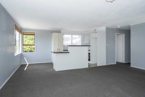 Photo of property in 28 Beauchamp Drive, Massey, Auckland, 0614