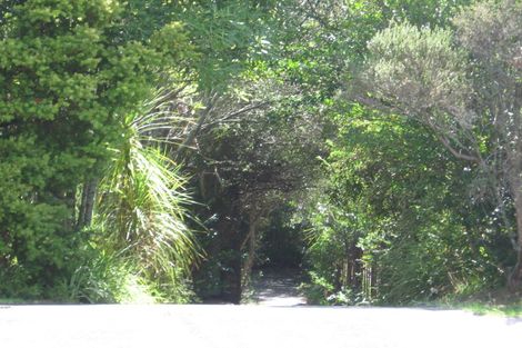 Photo of property in 75 Saddleback Rise, Murrays Bay, Auckland, 0630