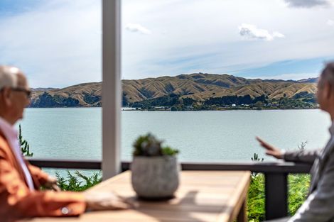 Photo of property in 28 Molyneux Close, Whitby, Porirua, 5024