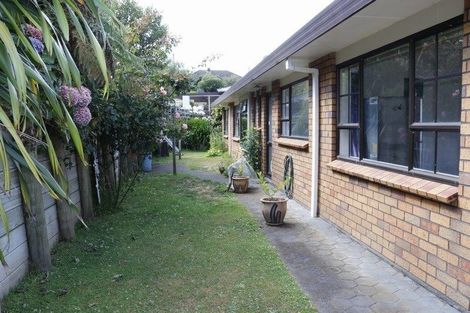 Photo of property in 28 Parkes Avenue, Saint Johns Hill, Whanganui, 4501