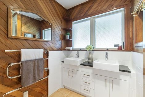 Photo of property in 171a Mokoia Road, Birkenhead, Auckland, 0626