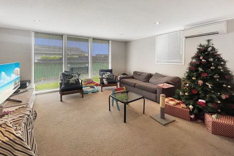 Photo of property in 61 Cunliffe Street, Churton Park, Wellington, 6037