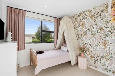 Photo of property in 11 Shirtcliff Lane, Redwood Valley, Richmond, 7081