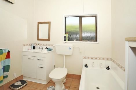 Photo of property in 302 Princes Street, Strathern, Invercargill, 9812