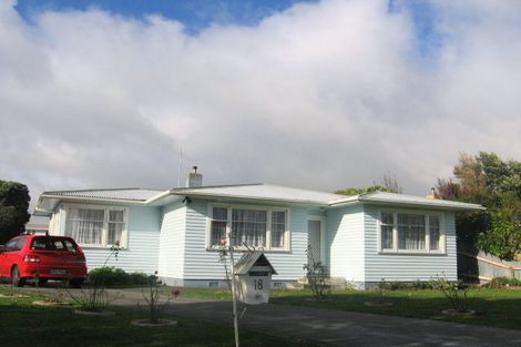 Photo of property in 18 Jackson Avenue, Highbury, Palmerston North, 4412