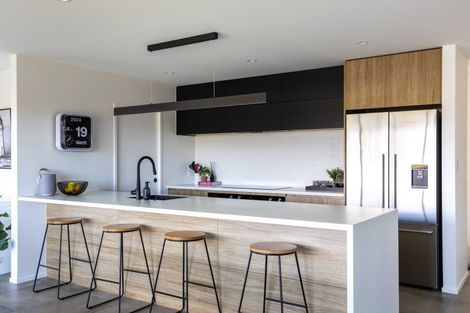 Photo of property in 10 Pa Tuna Lane, Hurdon, New Plymouth, 4310