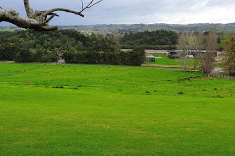 Photo of property in 91 Jumna Road, Maungaturoto, 0587