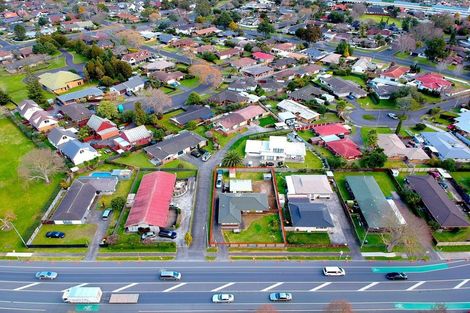 Photo of property in 45 Great South Road, Takanini, 2112