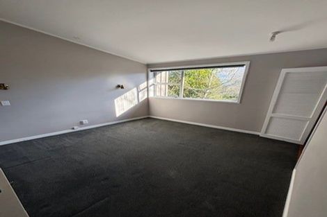 Photo of property in 17 Rosecamp Road, Beach Haven, Auckland, 0626