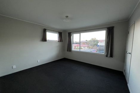 Photo of property in 230 Triangle Road, Massey, Auckland, 0614