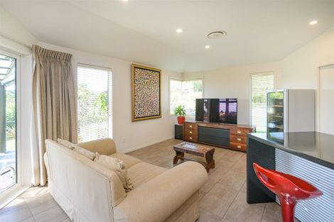 Photo of property in 71 Polson Hill Drive, Aokautere, Palmerston North, 4471