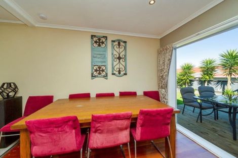 Photo of property in 7 Lambton Terrace, Welbourn, New Plymouth, 4312