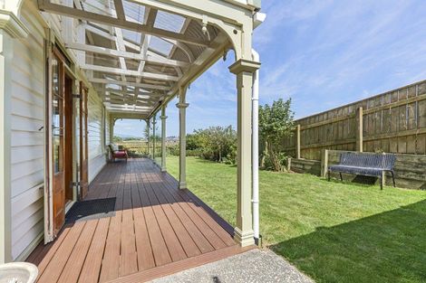 Photo of property in 30a Pohutukawa Place, Bell Block, New Plymouth, 4312