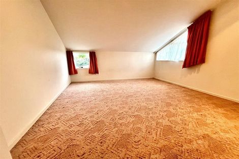 Photo of property in 106a Golf Road, New Lynn, Auckland, 0600