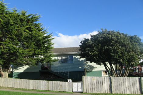 Photo of property in 1 Bellona Place, Cannons Creek, Porirua, 5024
