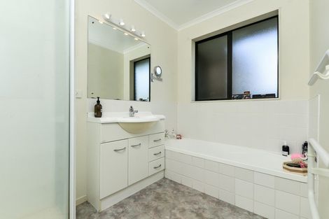 Photo of property in 2 Alley Place, Leamington, Cambridge, 3432