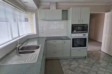 Photo of property in 14b Edward Avenue, Orewa, 0931