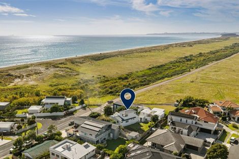 Photo of property in 1338 Papamoa Beach Road, Papamoa Beach, Papamoa, 3118