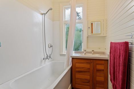 Photo of property in 129 Princes Street, Waikari, 7420