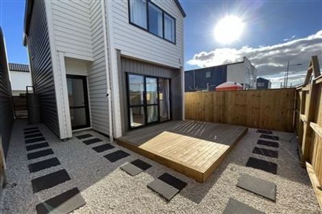 Photo of property in 13 Kaha Road, Takanini, 2110