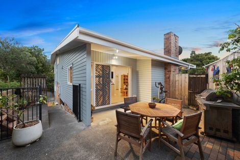 Photo of property in 12 Gerwyn Place, Pakuranga Heights, Auckland, 2010