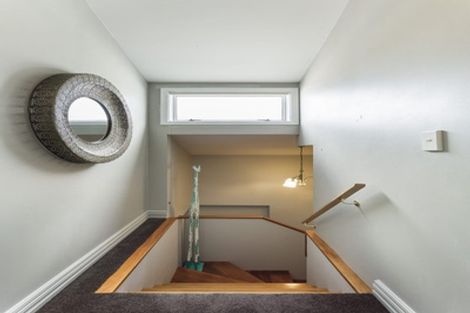 Photo of property in 10/33 Dowling Street, Dunedin Central, Dunedin, 9016