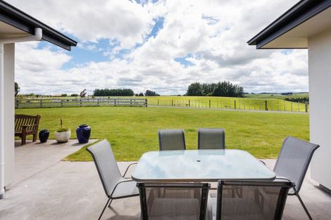 Photo of property in 760 Halcombe Road, Halcombe, Feilding, 4775