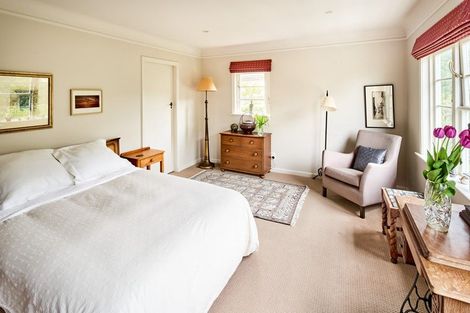 Photo of property in 11 Kinross Street, Kelburn, Wellington, 6012