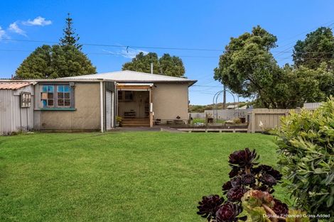 Photo of property in 72 Manuka Street, Castlecliff, Whanganui, 4501