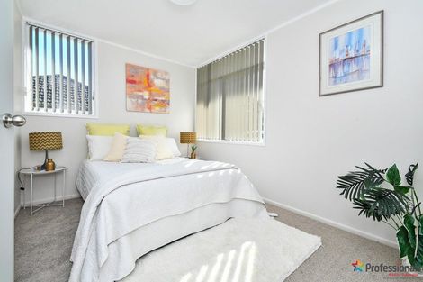 Photo of property in 1/2 Kent Road, Manurewa, Auckland, 2102