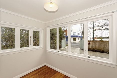 Photo of property in 470 Swanson Road, Ranui, Auckland, 0612