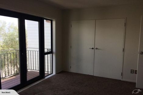 Photo of property in Greenwich Apartments, 41/3 Burton Street, Grafton, Auckland, 1010