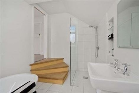 Photo of property in 33 Kotare Street, Fendalton, Christchurch, 8041