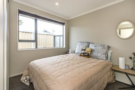 Photo of property in 2/14 Lamorna Road, Parklands, Christchurch, 8083